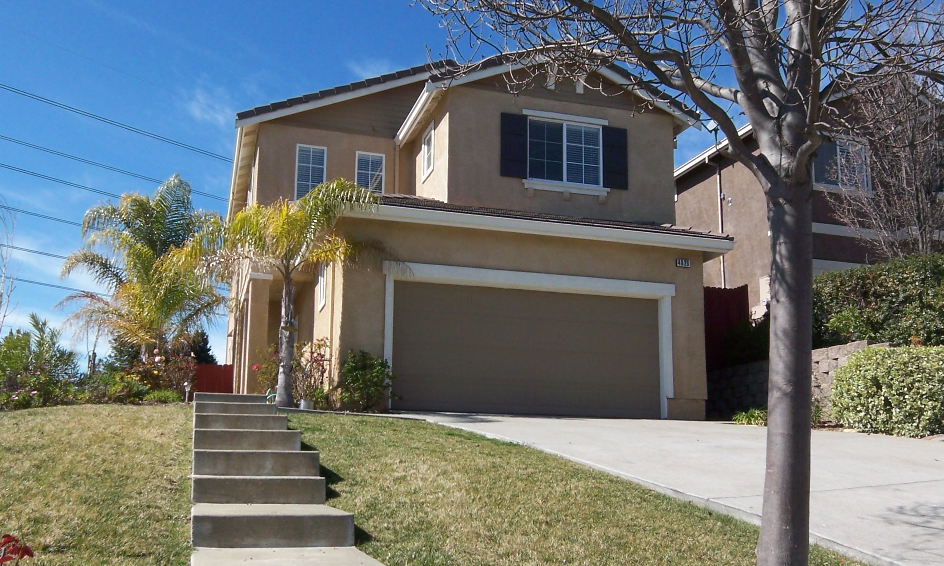 Front photo martinez home for sale